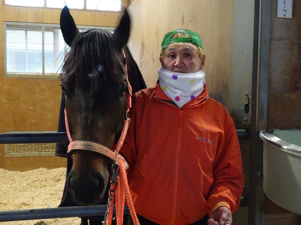 厩務員と競走馬